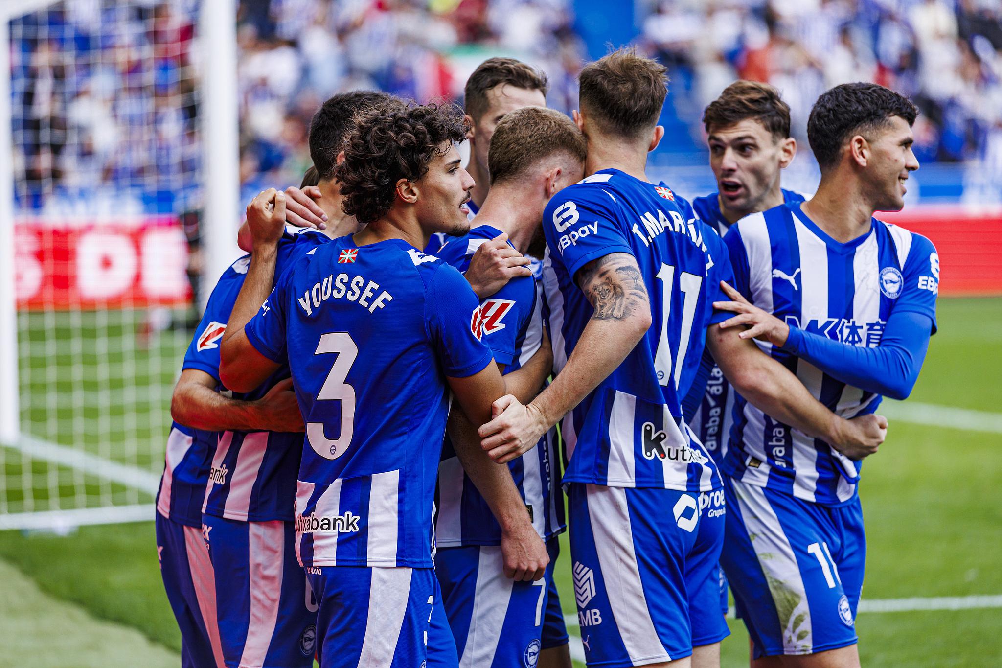 “阿拉维斯，终身相伴”：2026-2027赛季季票新活动